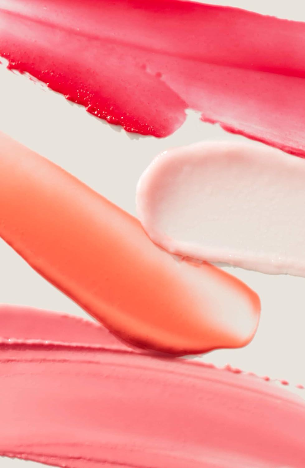 Clé de Peau Beauté                           Lip Glorifier 24hrsmart